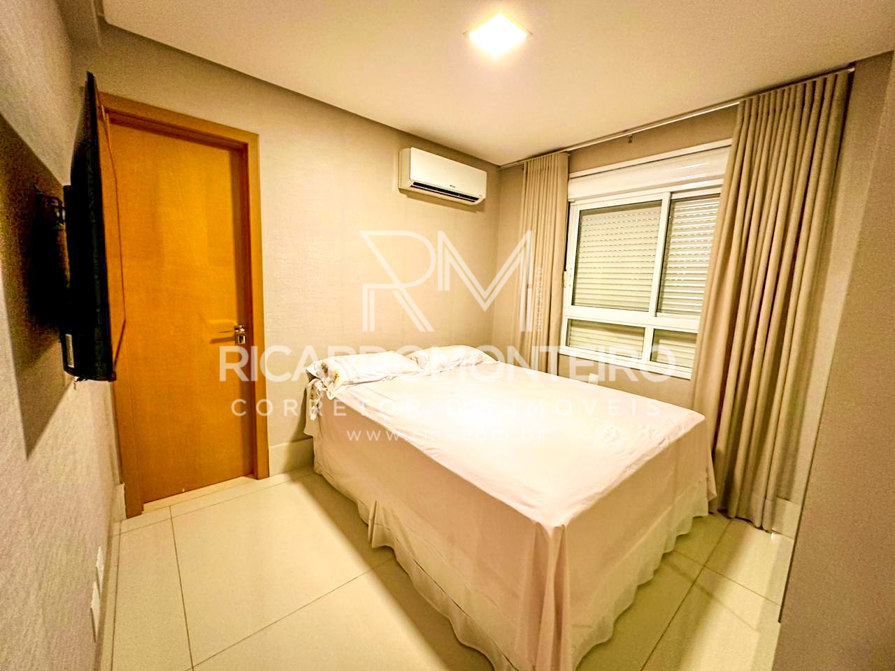 Apartamento à venda com 4 quartos, 246m² - Foto 13