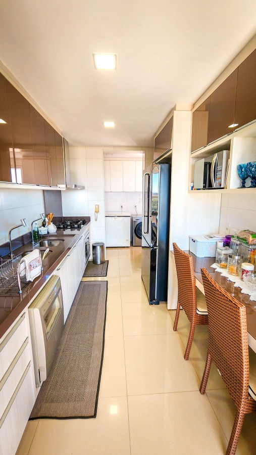 Apartamento à venda com 4 quartos, 151m² - Foto 8