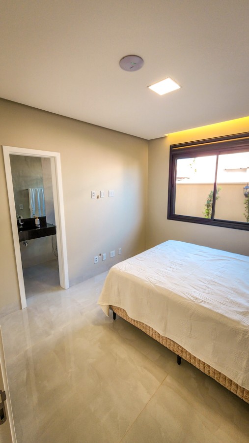 Casa de Condomínio à venda com 3 quartos, 402m² - Foto 21
