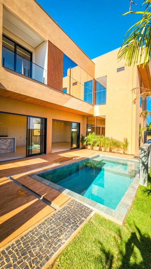 Casa de Condomínio à venda com 4 quartos, 305m² - Foto 2