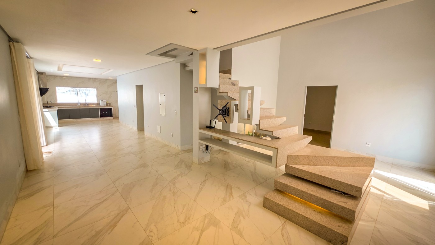 Casa para alugar com 5 quartos, 360m² - Foto 10