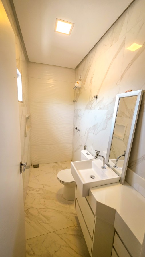 Casa para alugar com 5 quartos, 360m² - Foto 20
