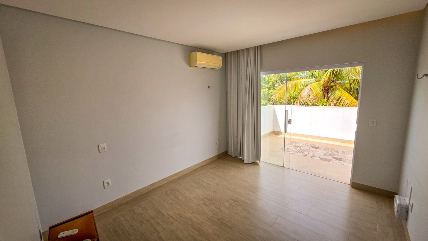 Casa para alugar com 5 quartos, 360m² - Foto 28