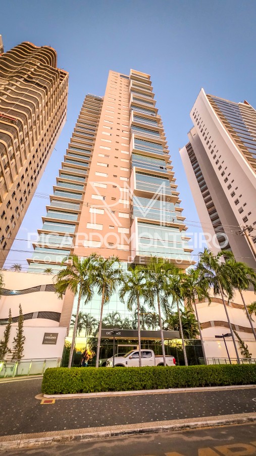 Cobertura à venda com 5 quartos, 384m² - Foto 1