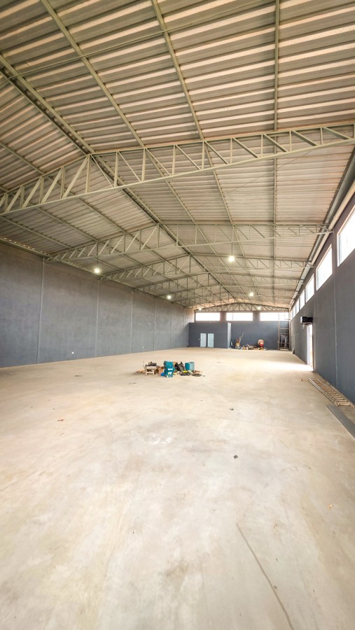 Depósito-Galpão-Armazém à venda, 675m² - Foto 4