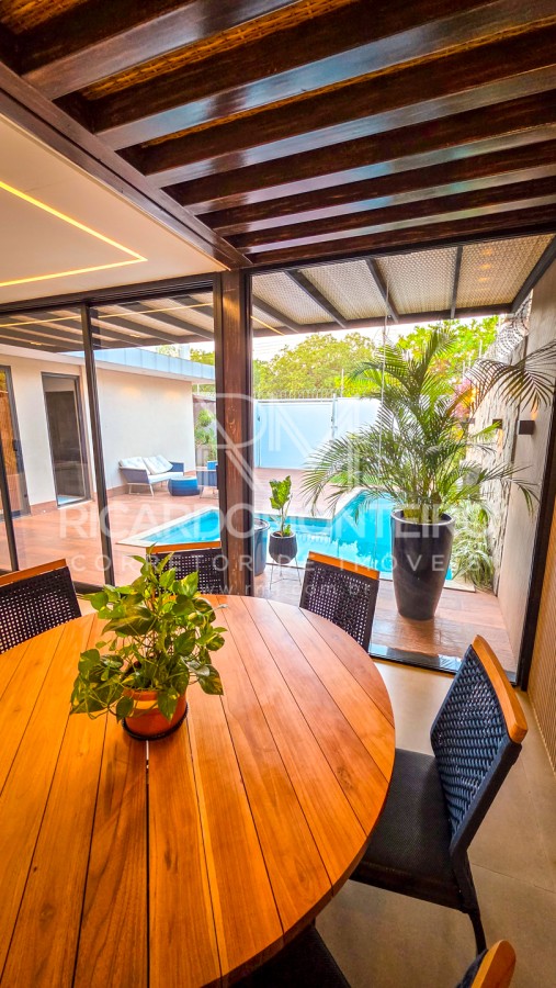 Casa, 5 quartos, 330 m² - Foto 34