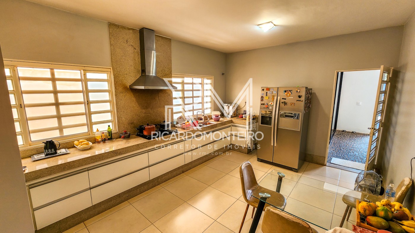 Casa, 4 quartos, 720 m² - Foto 11
